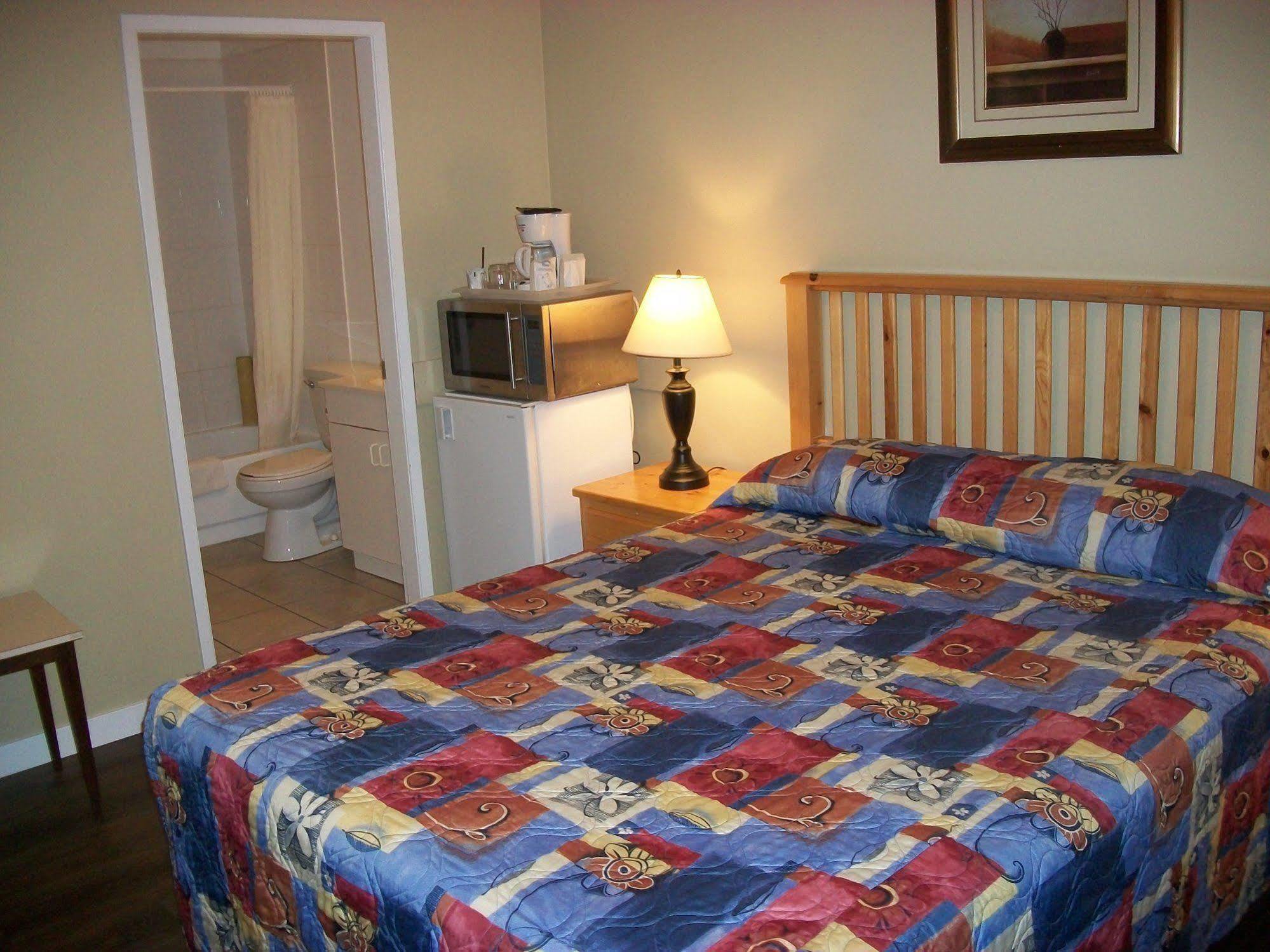 Schell Motel Express Vernon Bagian luar foto